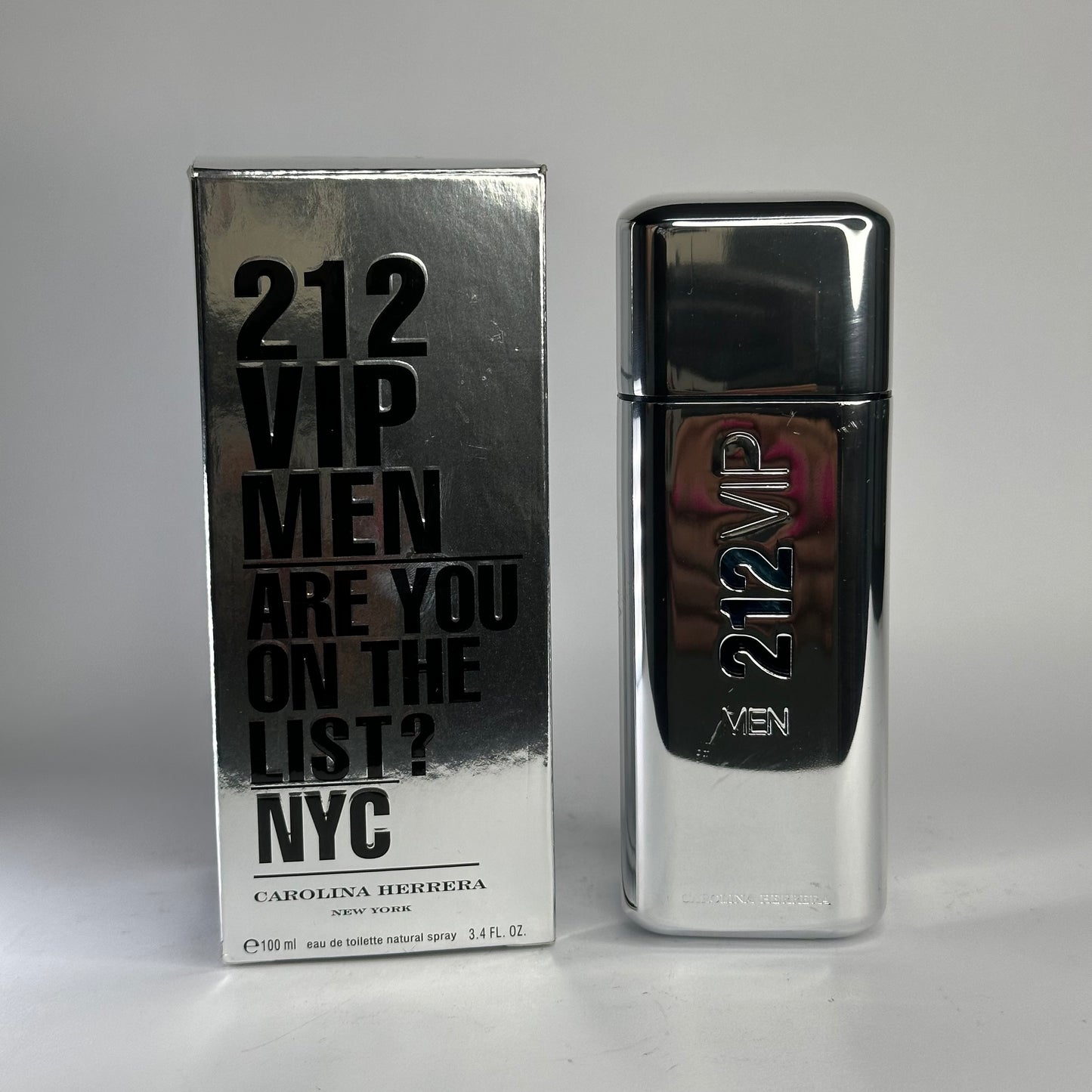 PREMIUM CAROLINA HERRERA 212 VIP MEN